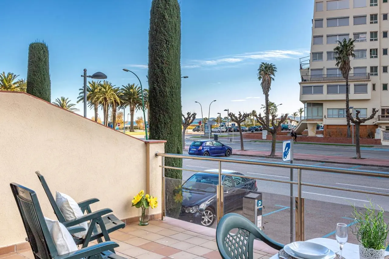 Empurialola- Apartamento Vistas Mar Empuriabrava-161 Apartment